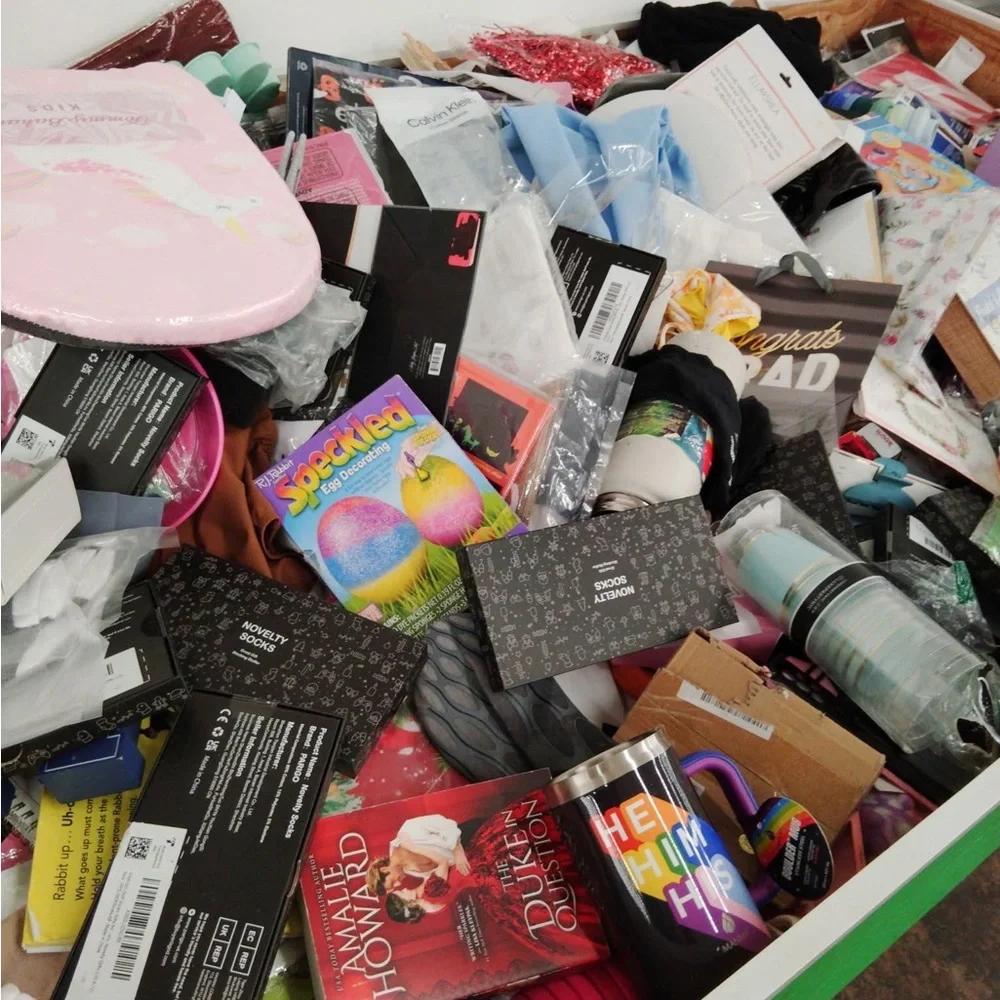 20 PCS AMAZON Walmart Target TJ max marshal LIQUIDATION MYSTERY BOX Overstock_3